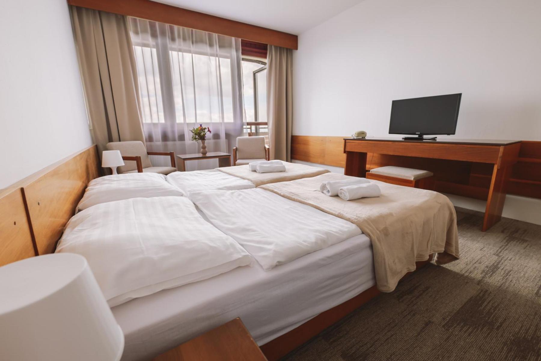 Atlas Hotel Tatry Tatranske Matliare Extérieur photo